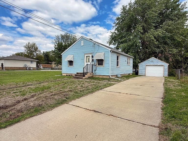 Listing photo 4