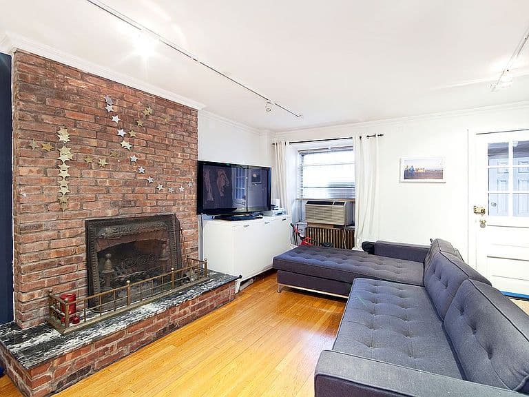 Listing photo 5