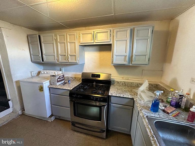 Listing photo 5