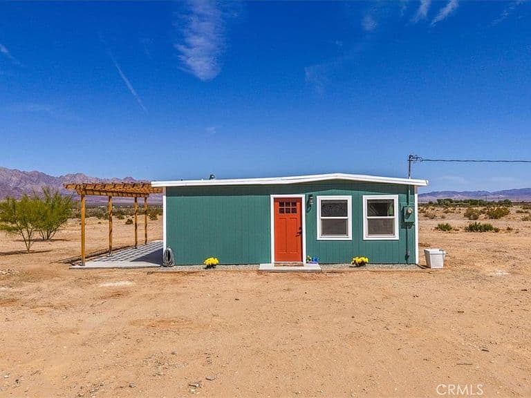 Listing photo 3