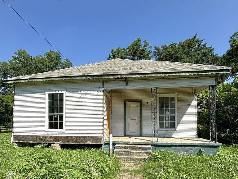 Listing photo