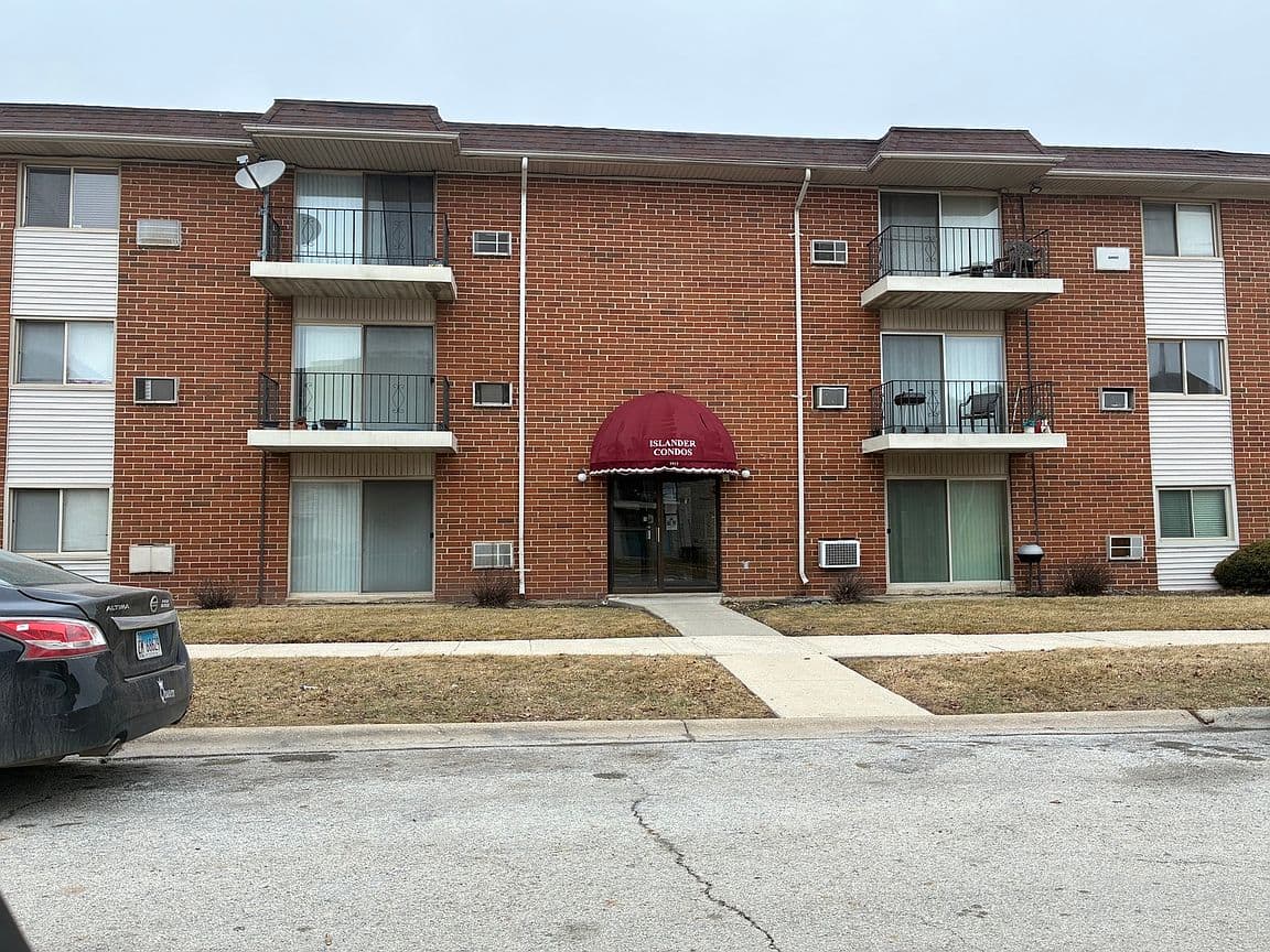 Primary listing photo