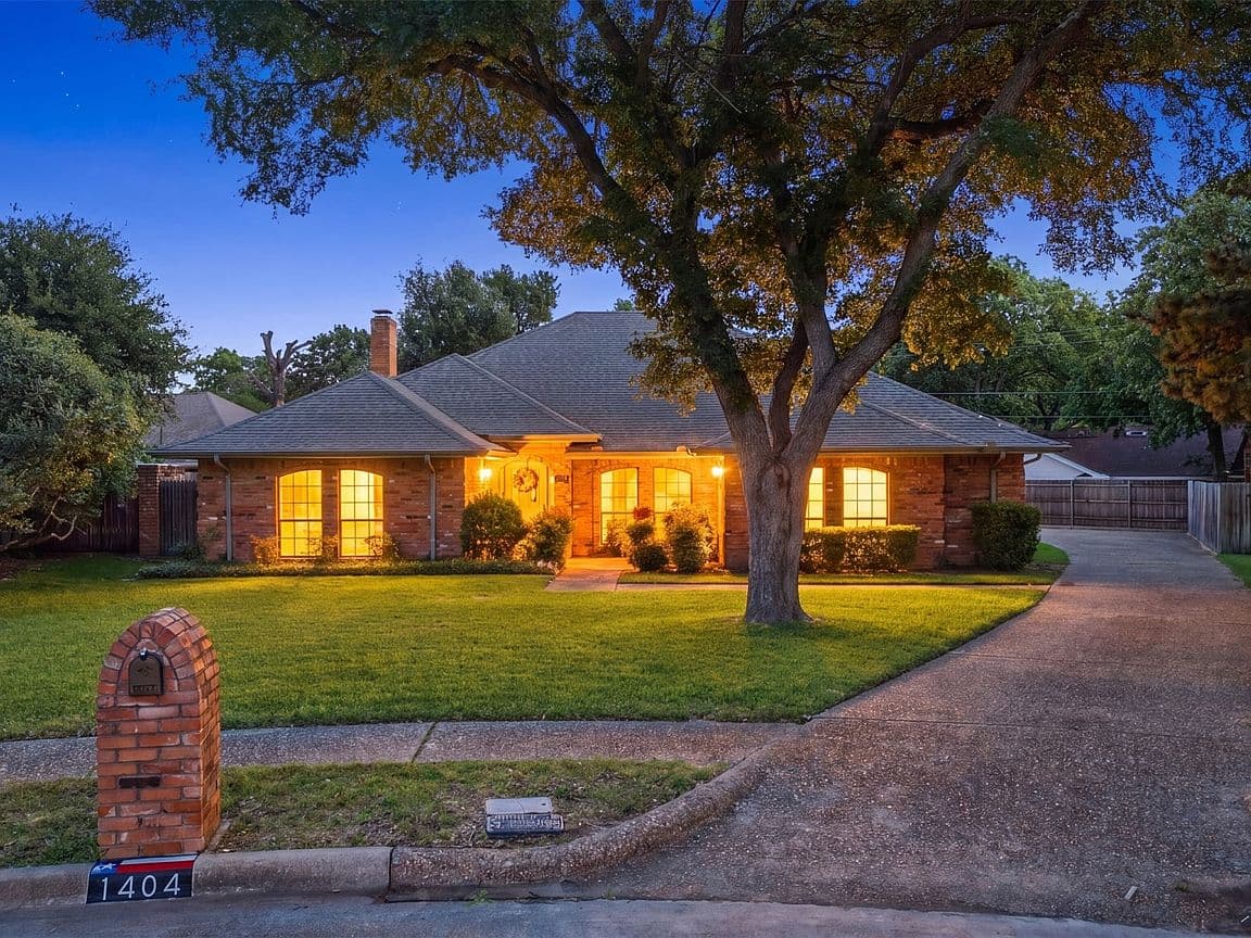 Primary listing photo