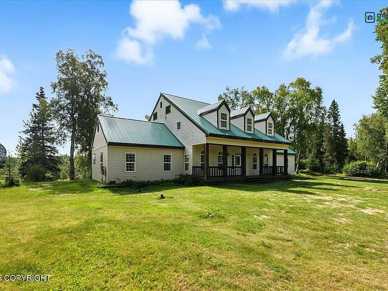 Listing photo 4