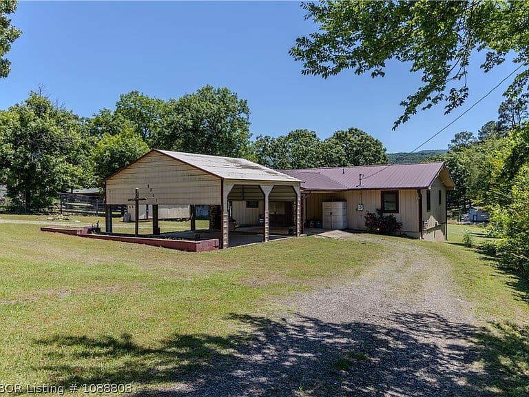 Listing photo 4