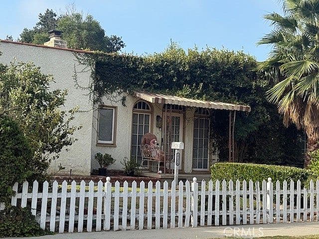 Listing photo
