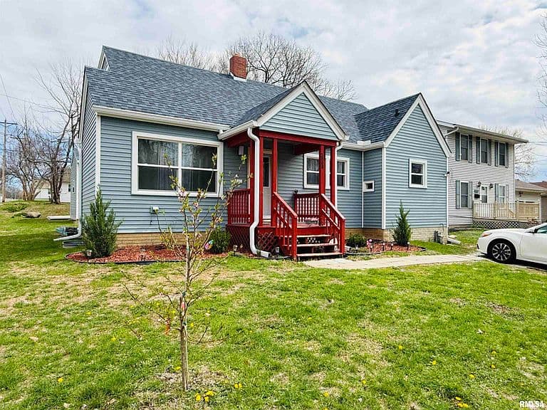 Listing photo 2