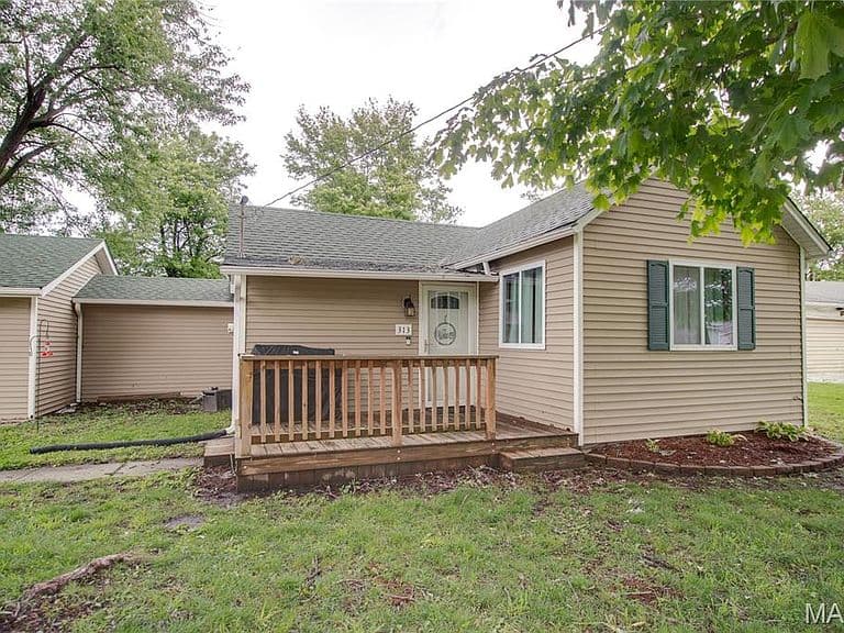 Listing photo 5