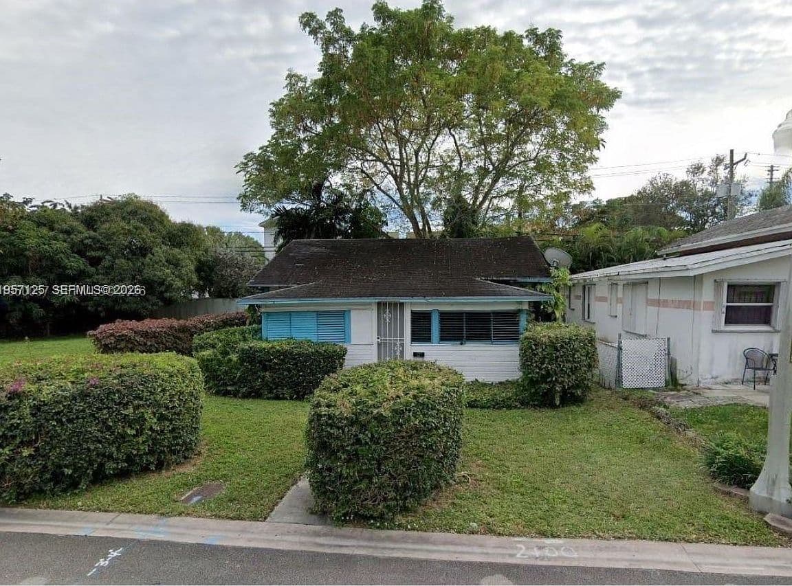 Primary listing photo