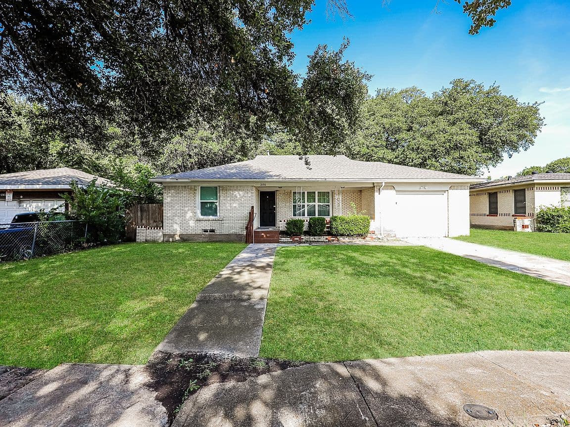 Primary listing photo
