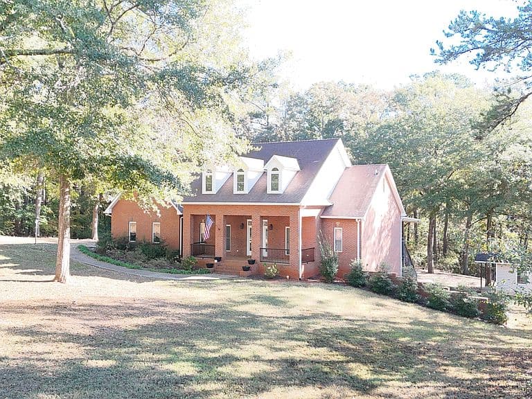Listing photo 4