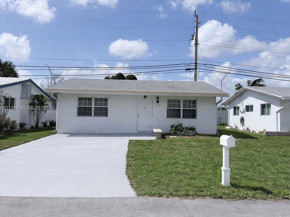 Primary listing photo