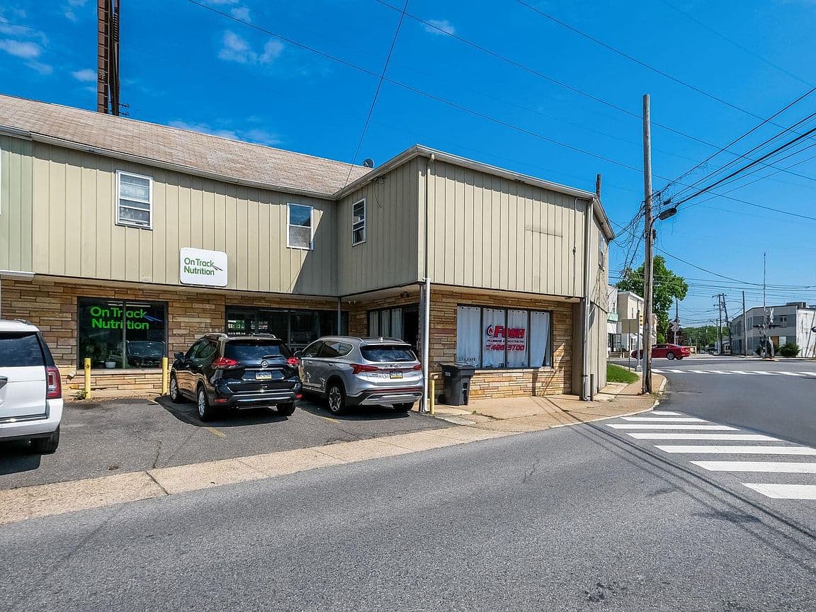 Primary listing photo