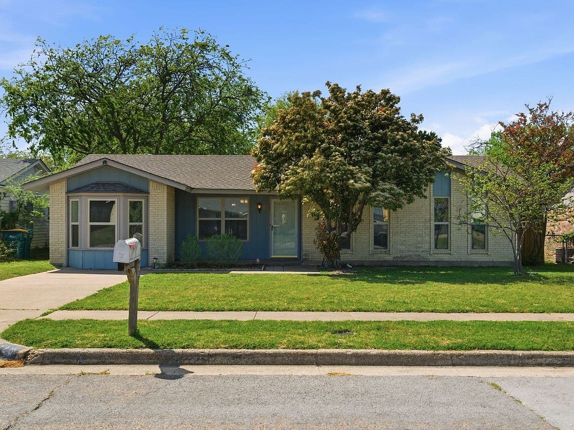 Primary listing photo