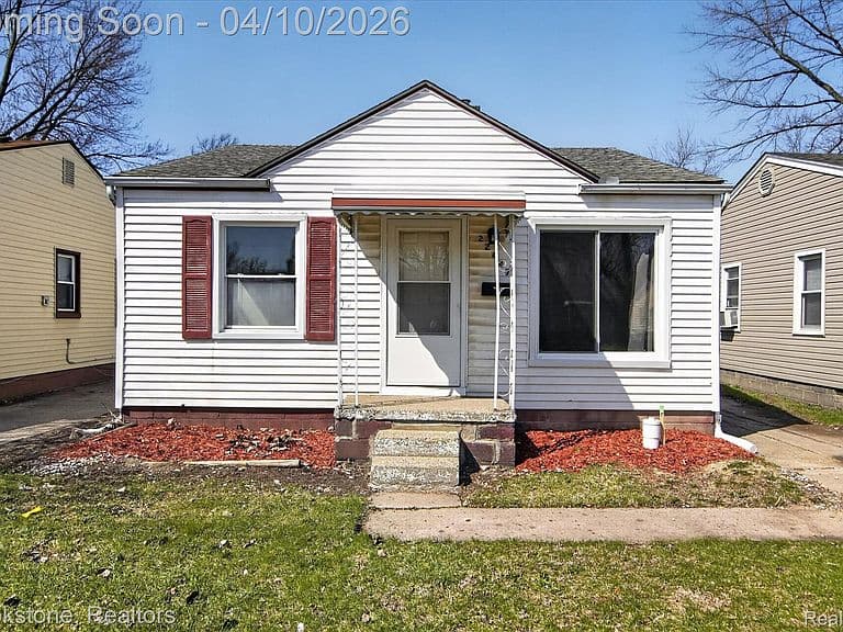 Listing photo 4