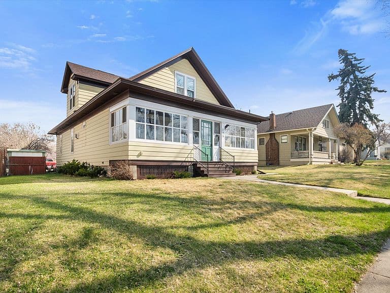 Listing photo 3