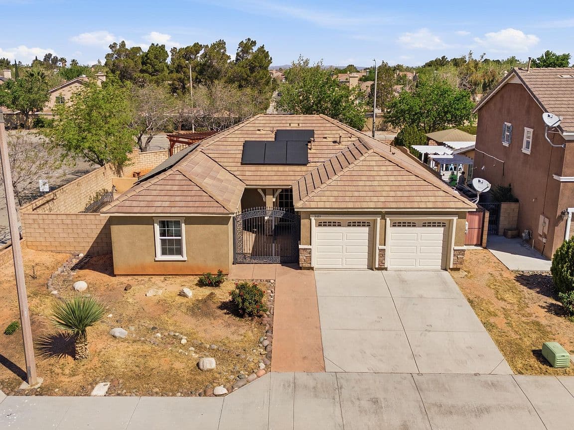 Primary listing photo