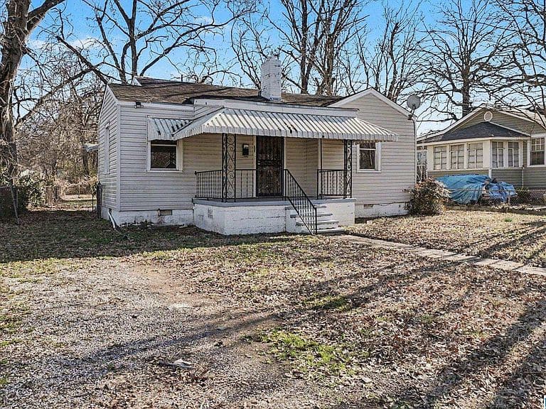 Listing photo 3