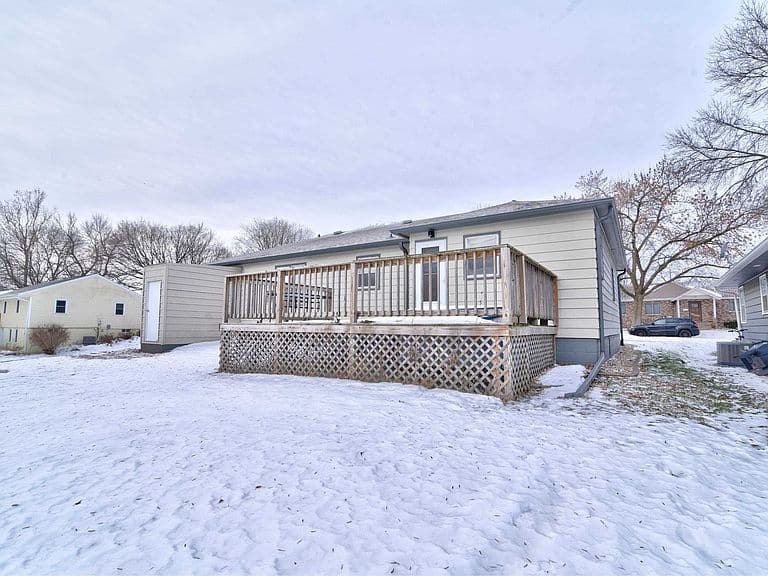 Listing photo 4