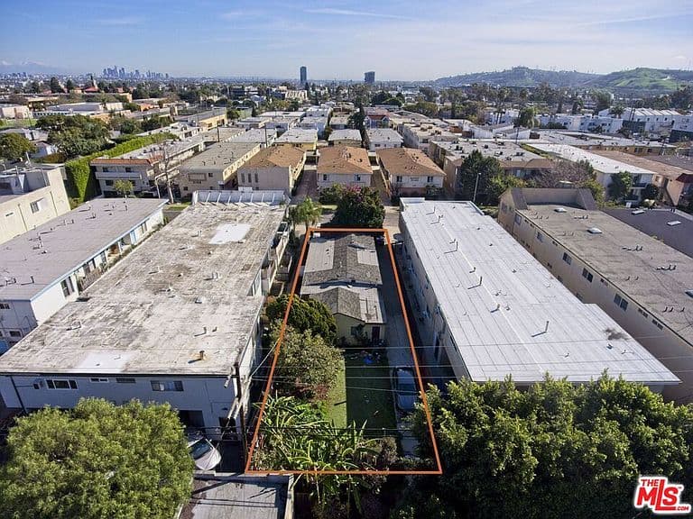 Listing photo 4