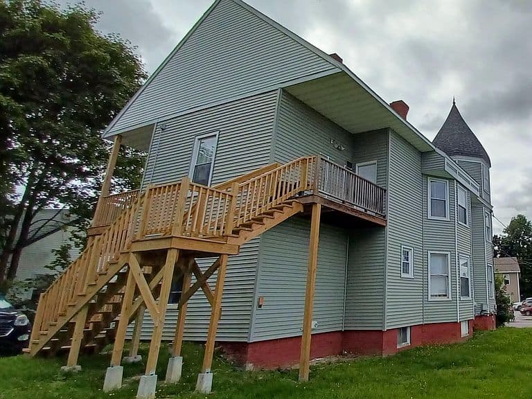 Listing photo 4