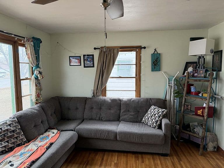 Listing photo 5