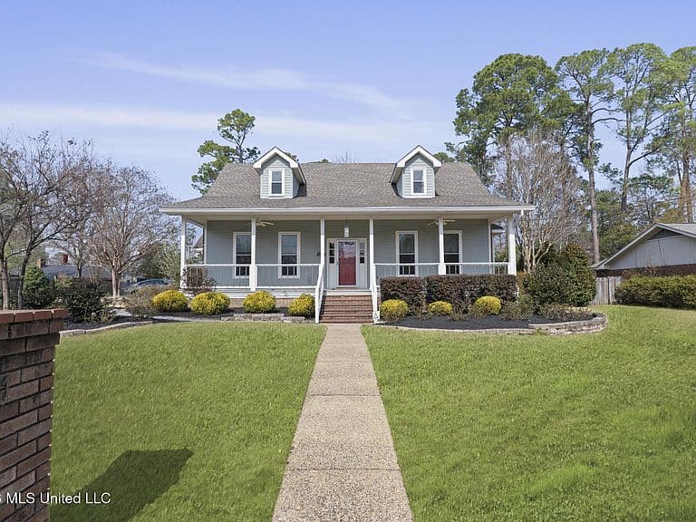 Listing photo 3