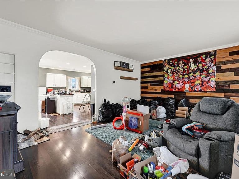 Listing photo 5