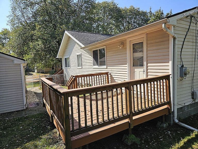 Listing photo 4