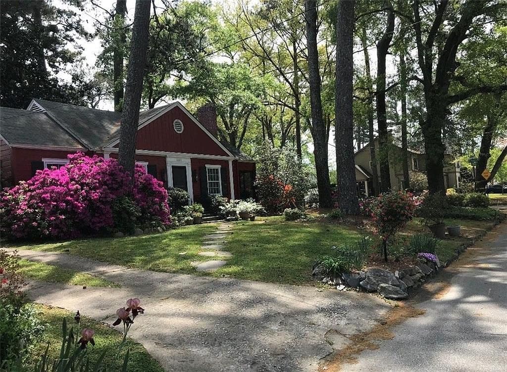 Primary listing photo