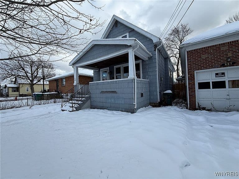Listing photo 3