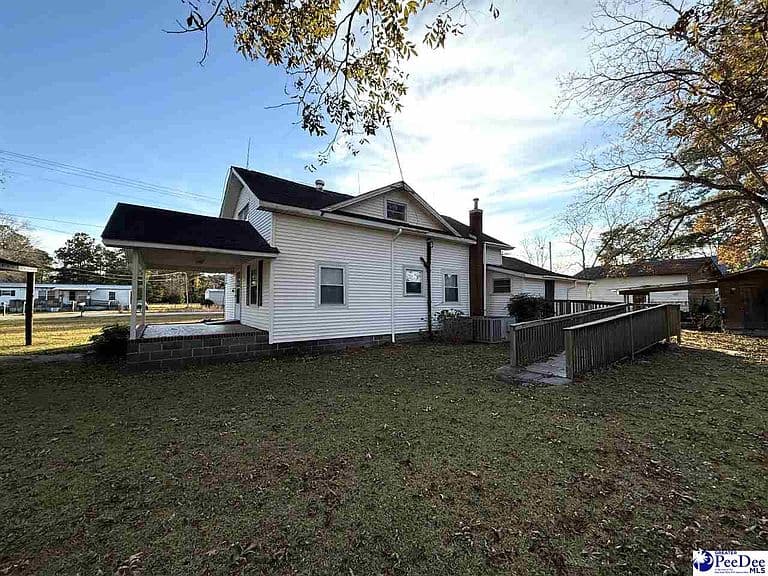 Listing photo 5