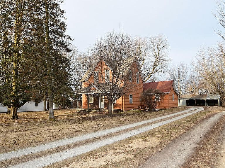 Listing photo 4