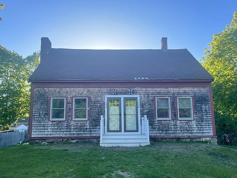 Listing photo 3