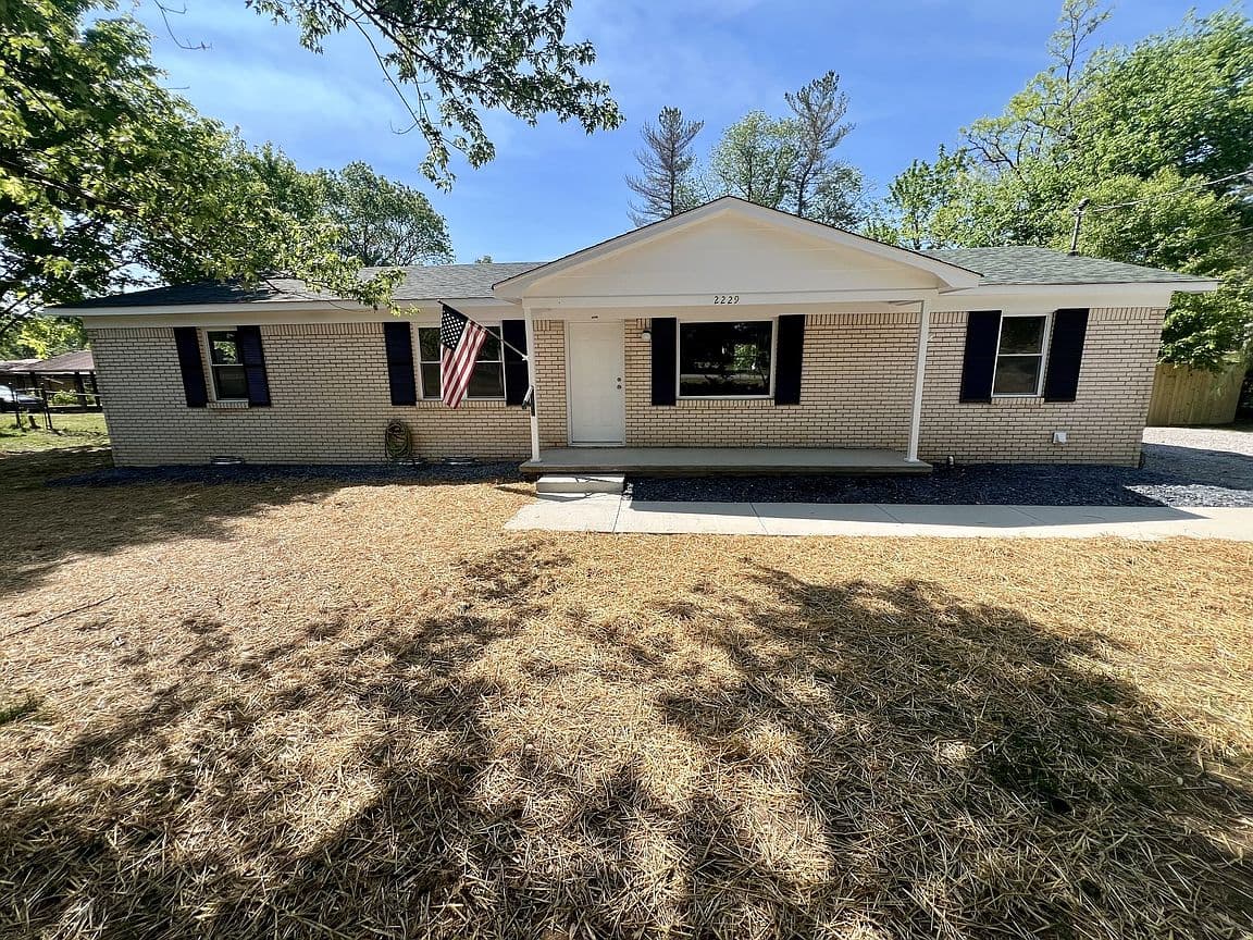 Primary listing photo