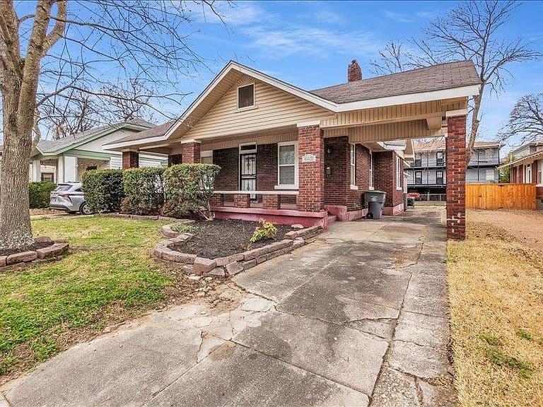 Listing photo 3