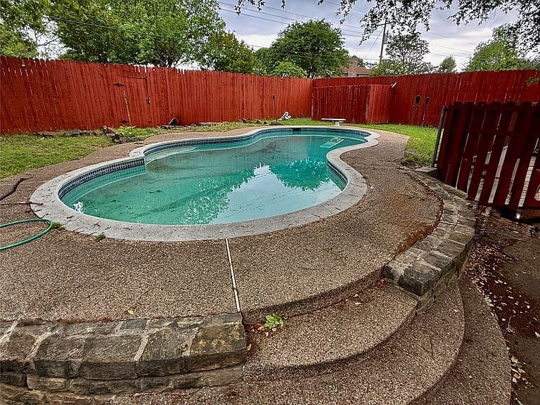 Listing photo 4