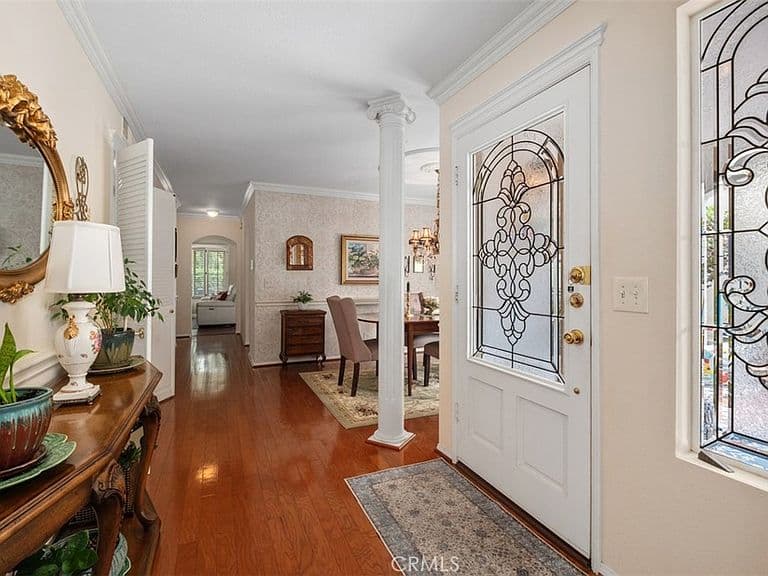 Listing photo 5