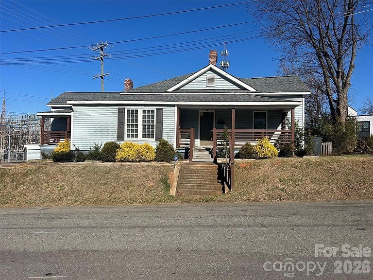 Listing photo 5