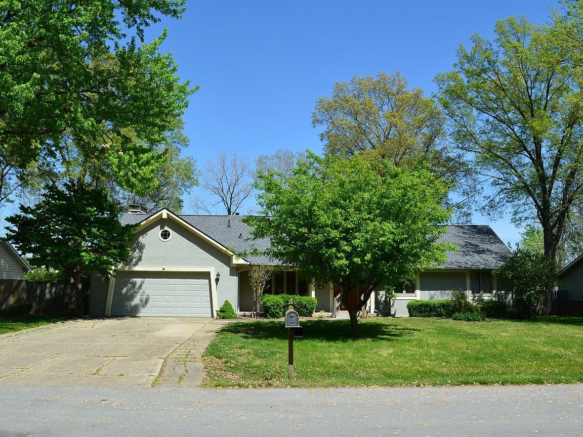 Primary listing photo