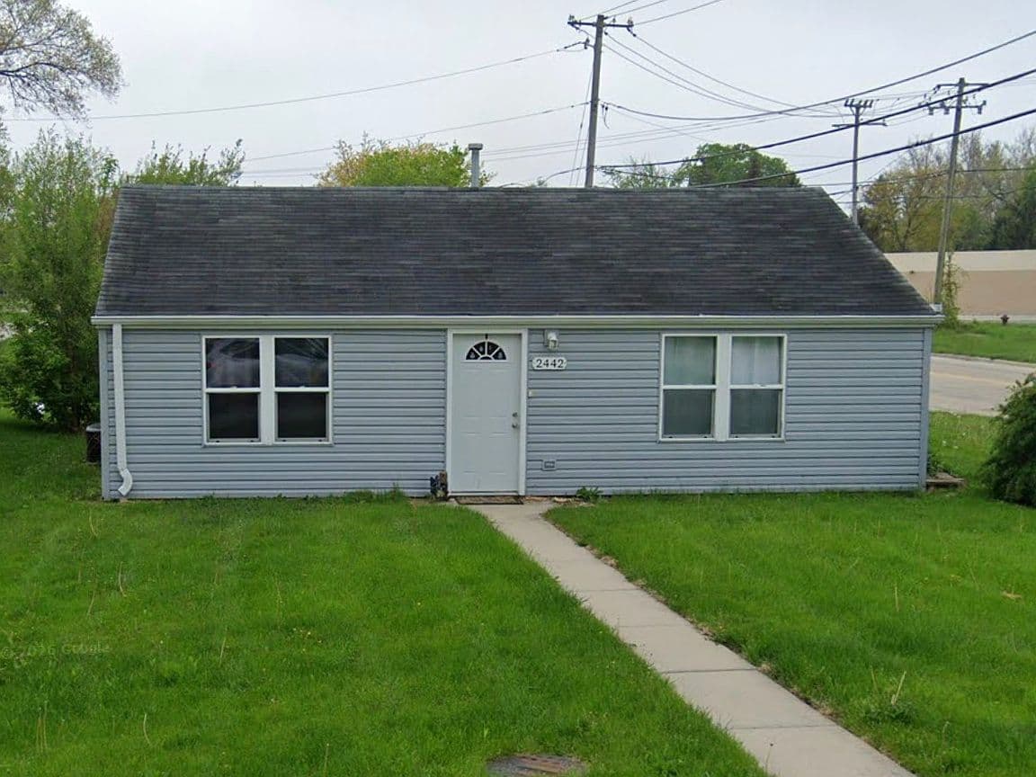 Primary listing photo