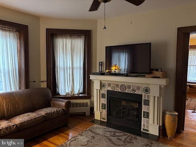 Listing photo 5