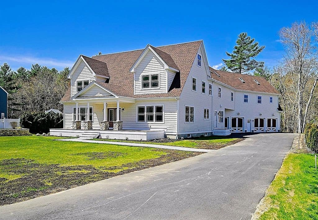 Primary listing photo