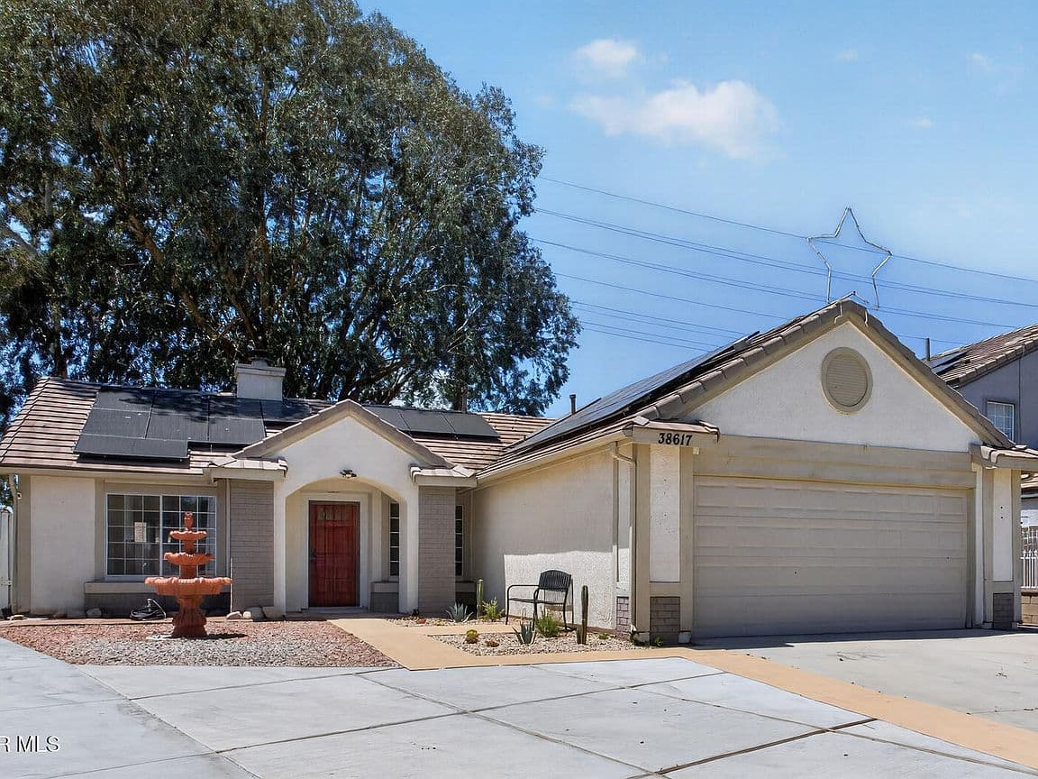 Primary listing photo