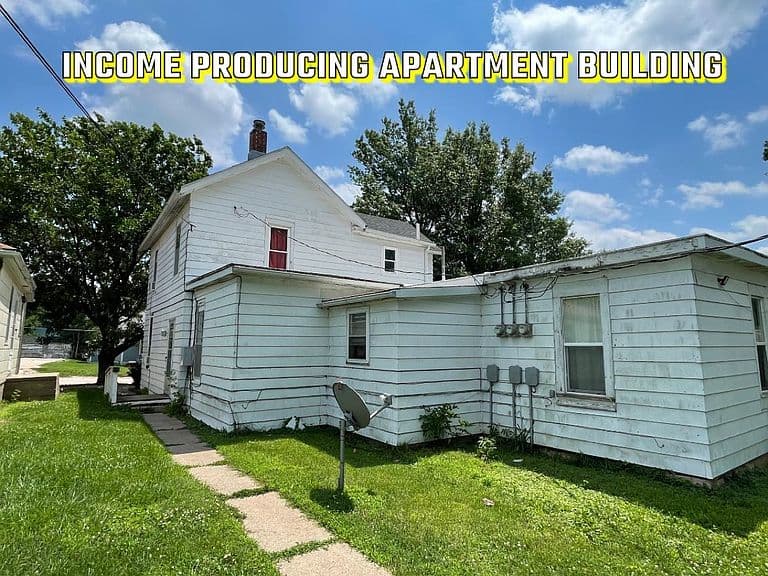 Listing photo 2