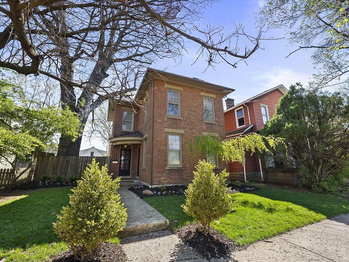 Primary listing photo
