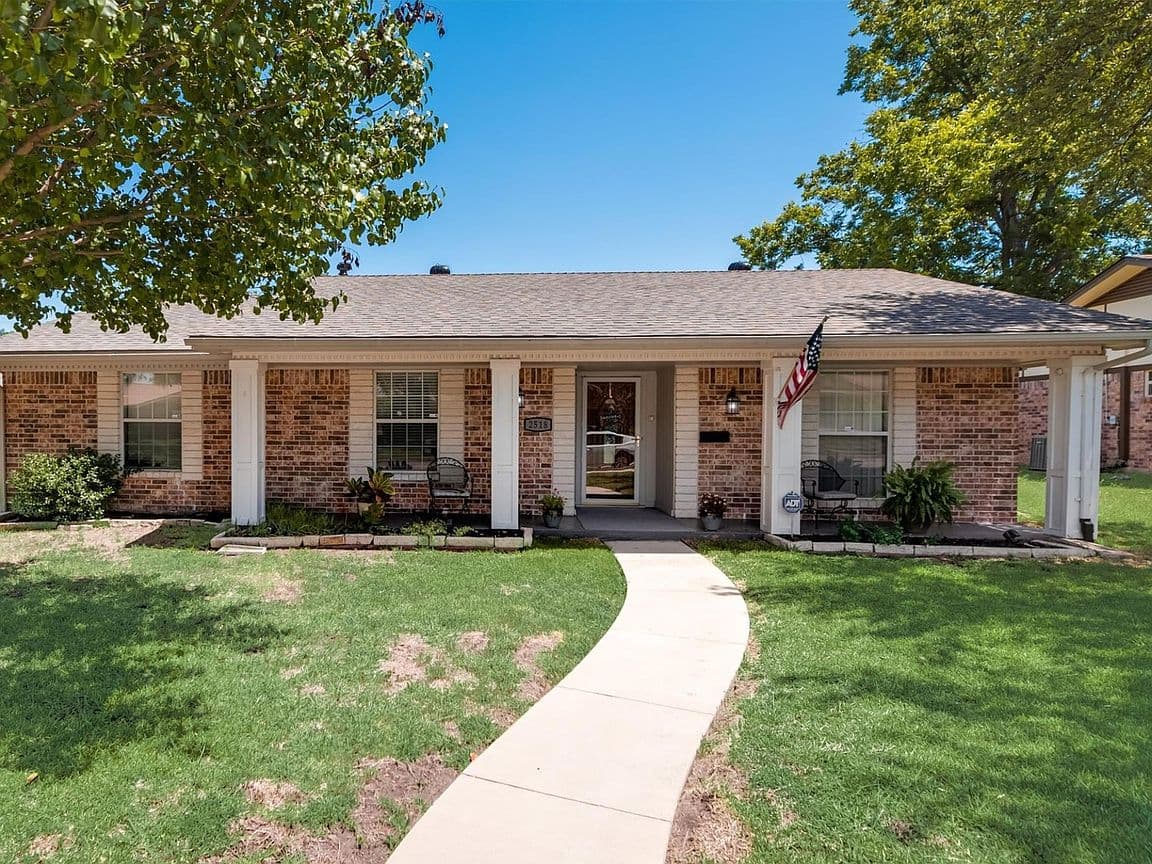 Primary listing photo