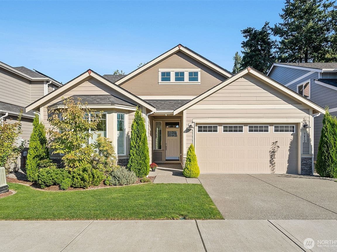 Primary listing photo
