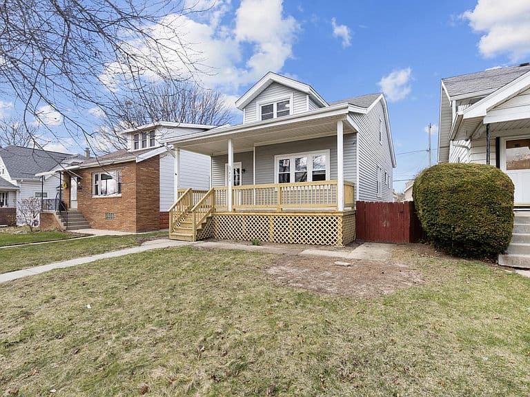 Listing photo 2