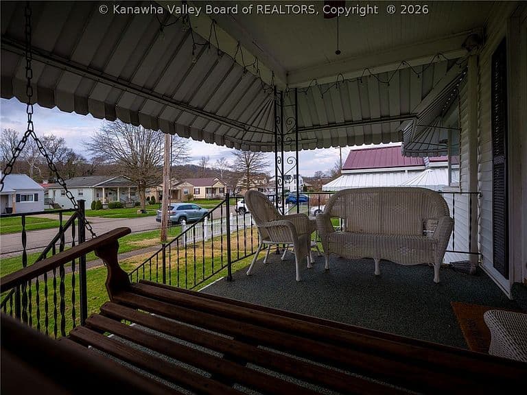 Listing photo 4